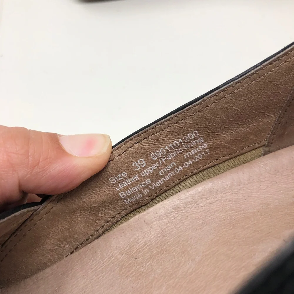 Dansko Loralie Wedge Loafers Womens 39 US 8.5 Black Leather Slip On Career